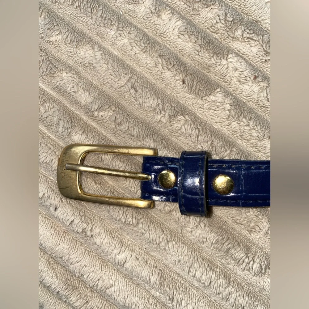Midnight Croc-Embossed Leather Belt with Gold Buckle – 38